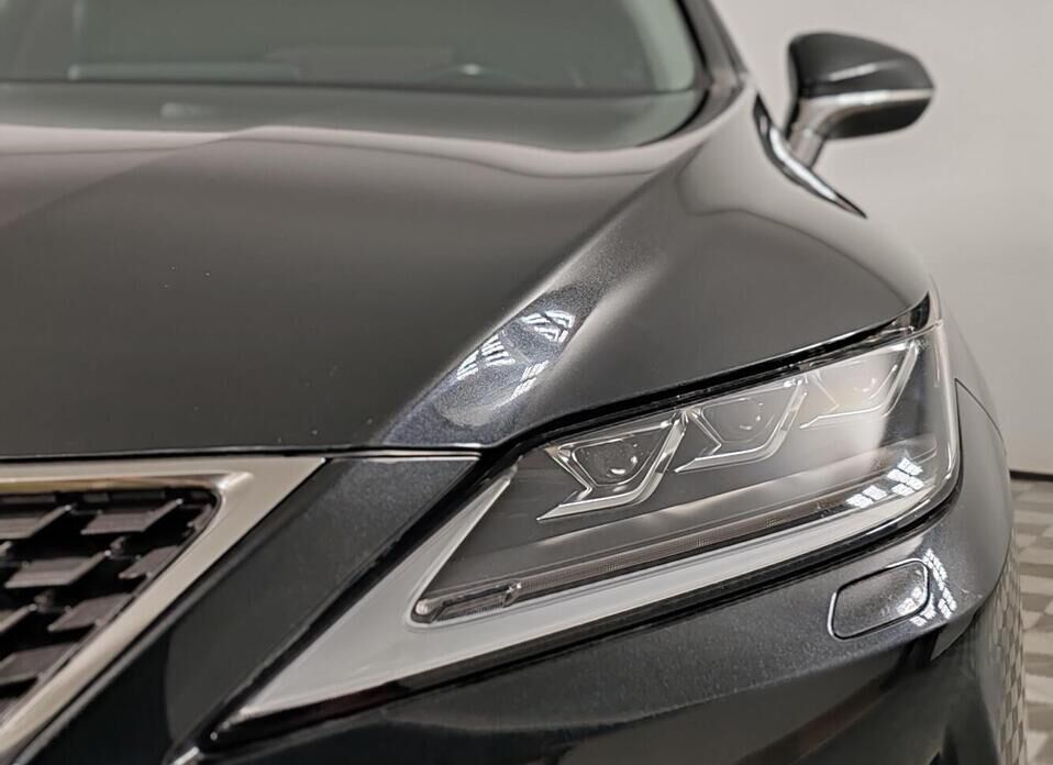 Lexus RX, IV Рестайлинг 300 2.0 AT (238 л.с.) 4WD