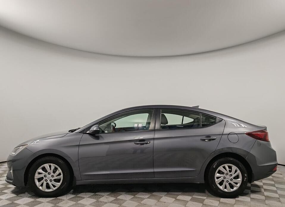 Hyundai Elantra, VI (AD) Рестайлинг 1.6 AT (128 л.с.)