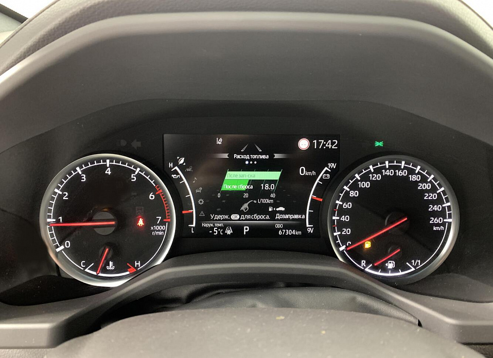 Toyota Land Cruiser, 300 Series 3.5 AT (415 л.с.) 4WD