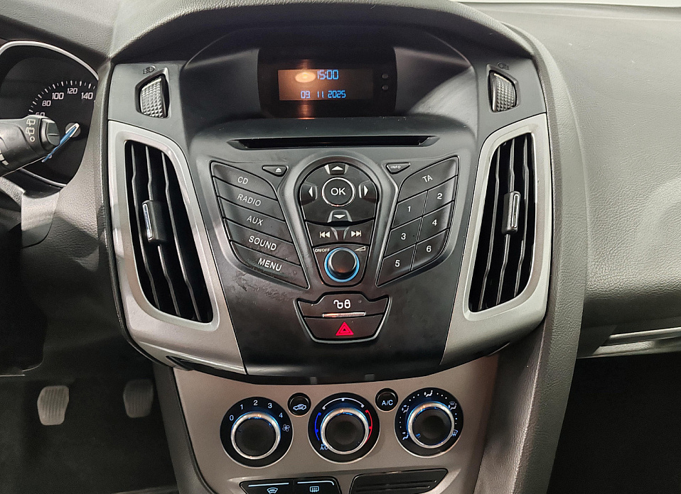 Ford Focus, III 1.6 MT (105 л.с.)