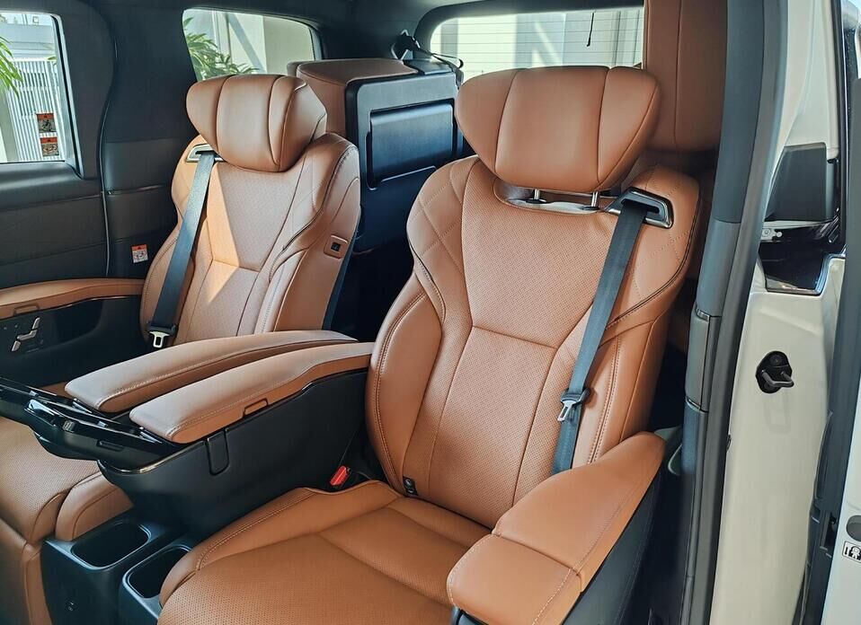 Toyota Alphard, IV 2.5hyb CVT (190 л.с.) 4WD