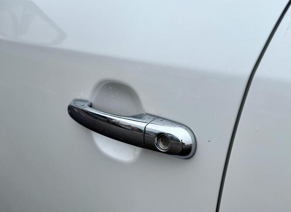 Kia Sorento, II 2.4 AT (175 л.с.) 4WD