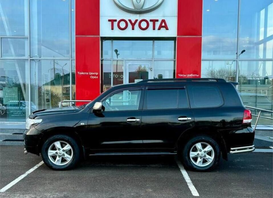 Toyota Land Cruiser, 200 Series 4.7 AT (288 л.с.) 4WD