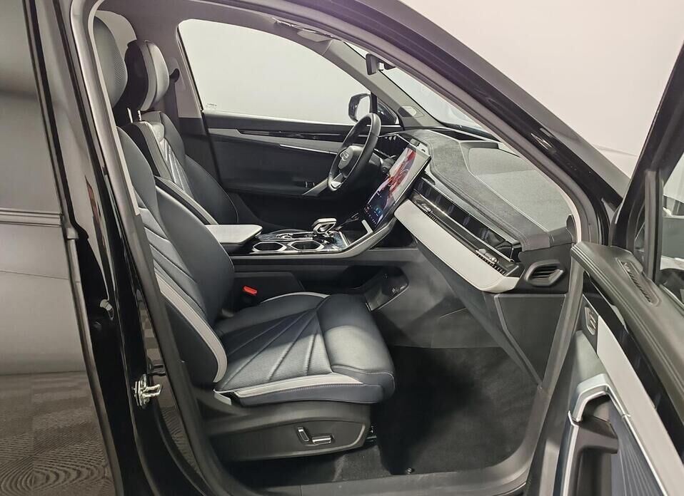 Geely Atlas, II 2.0 AMT (200 л.с.)