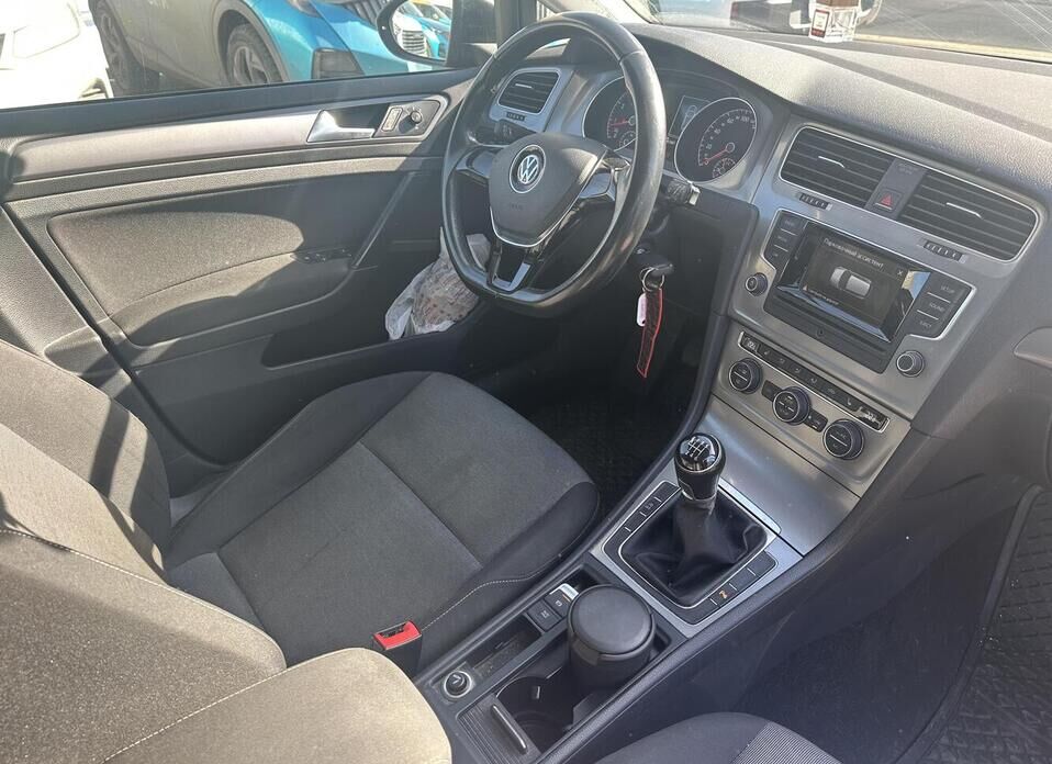 Volkswagen Golf, VI 1.4 MT (122 л.с.)