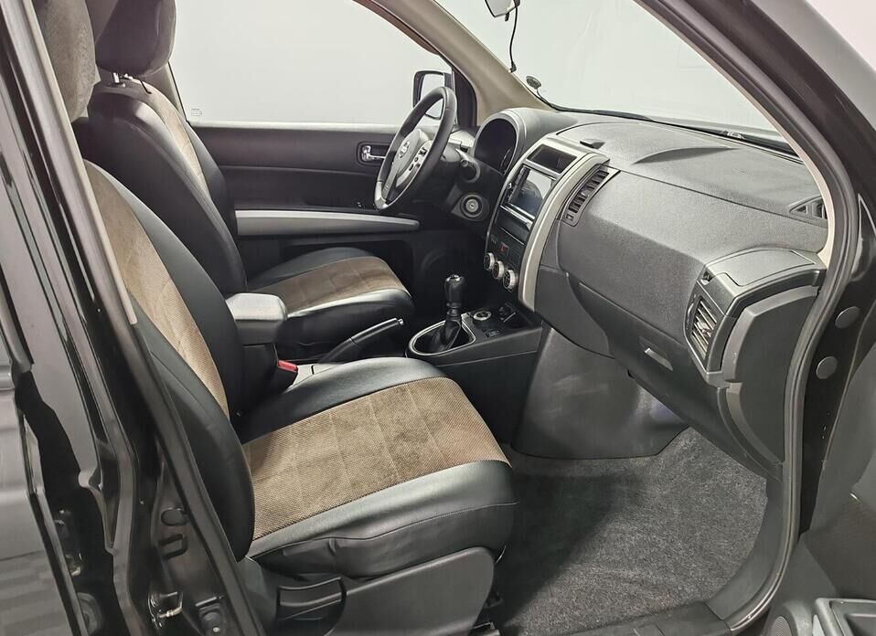 Nissan X-Trail 2.0d MT (150 л.с.) 4WD