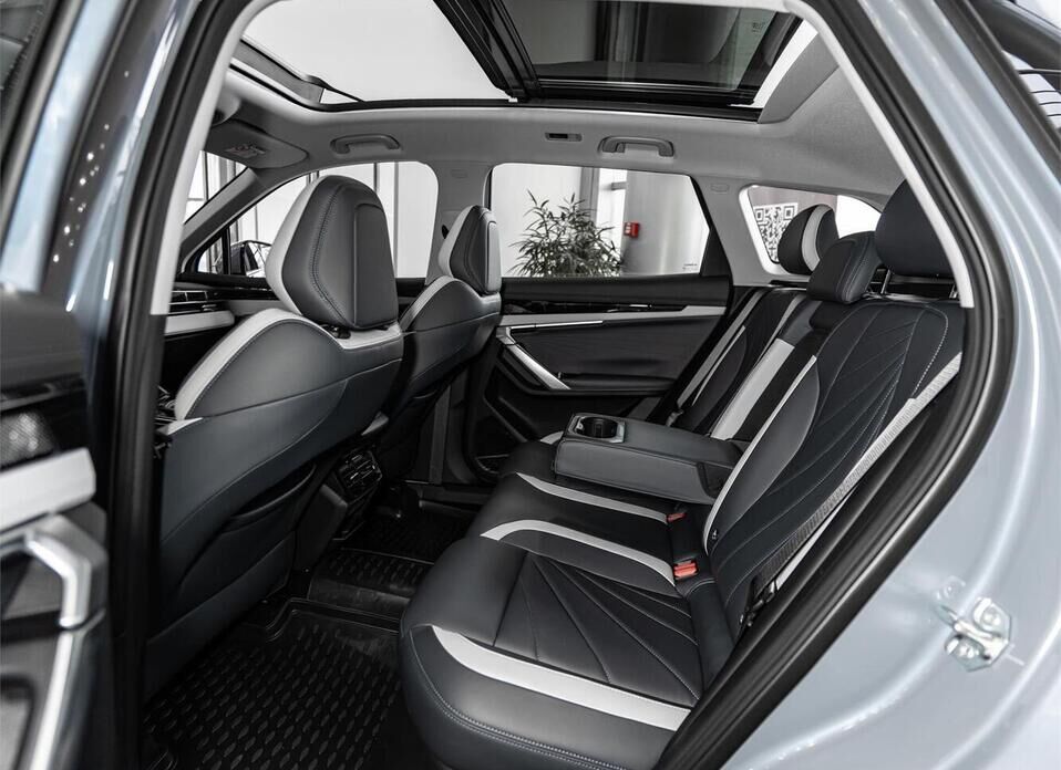 Geely Atlas, II 2.0 AT (200 л.с.) 4WD