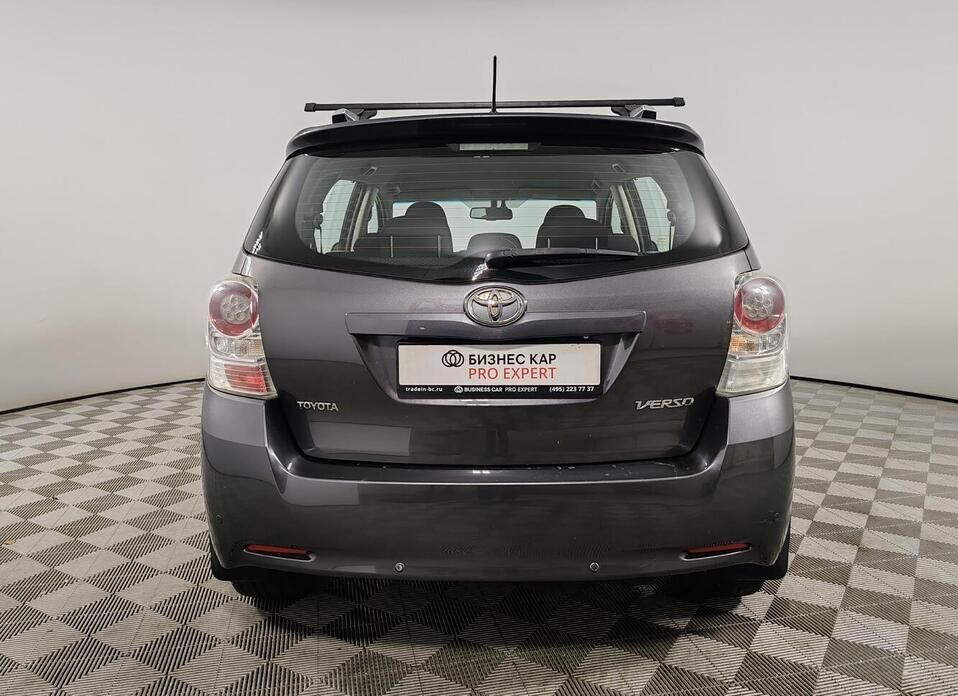 Toyota Verso, I 1.8 CVT (147 л.с.)