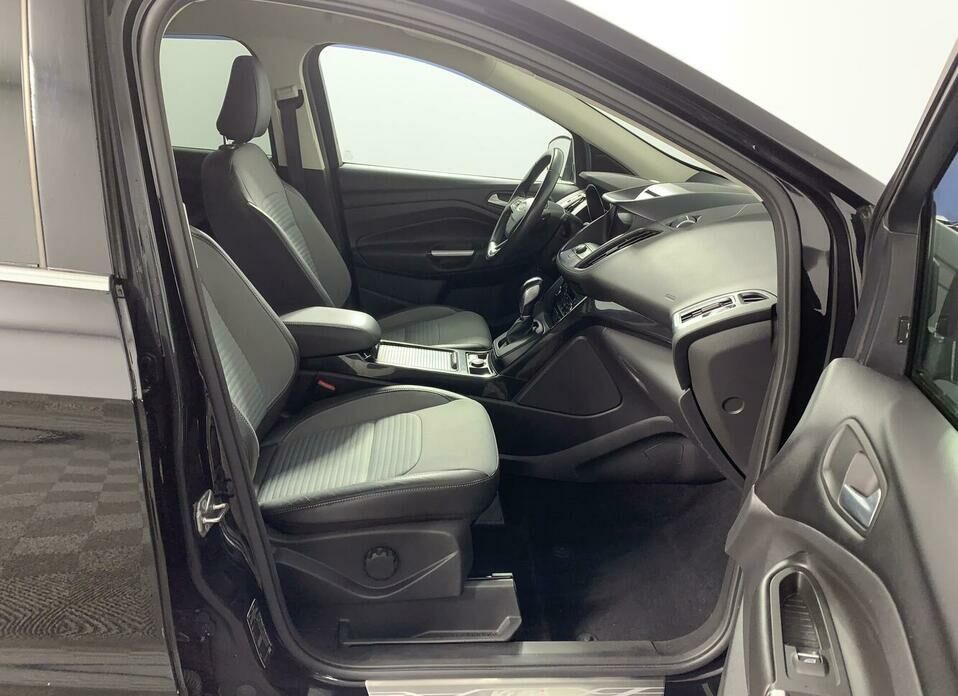 Ford Kuga 1.5 AT (182 л.с.) 4WD
