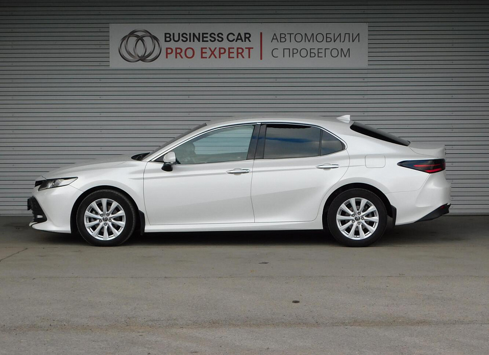 Toyota Camry, VIII (XV70) 2.5 AT (181 л.с.)