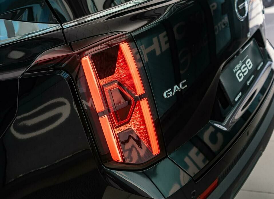 GAC GS8 2.0 AT (231 л.с.) 4WD