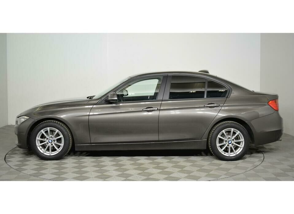 BMW 3 серии 316i 1.6 AT (136 л.с.)