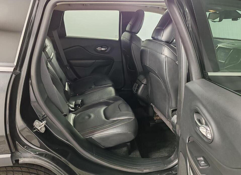 Jeep Cherokee 2.0d AT (170 л.с.) 4WD