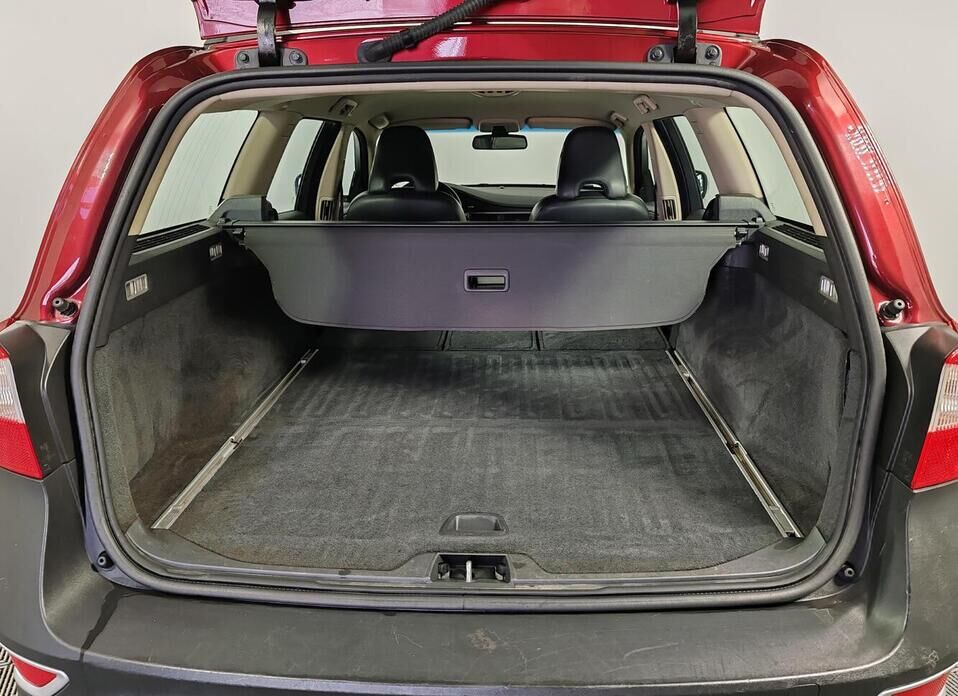 Volvo XC70, II 3.2 AT (238 л.с.) 4WD