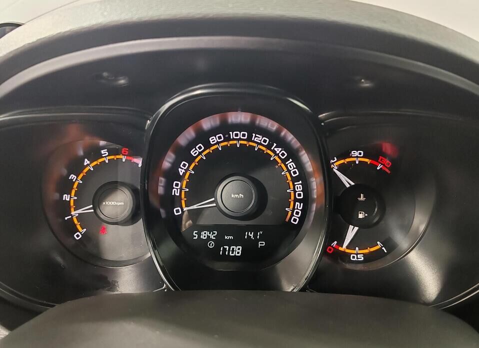 LADA (ВАЗ) Vesta, I SW 1.6 CVT (113 л.с.)