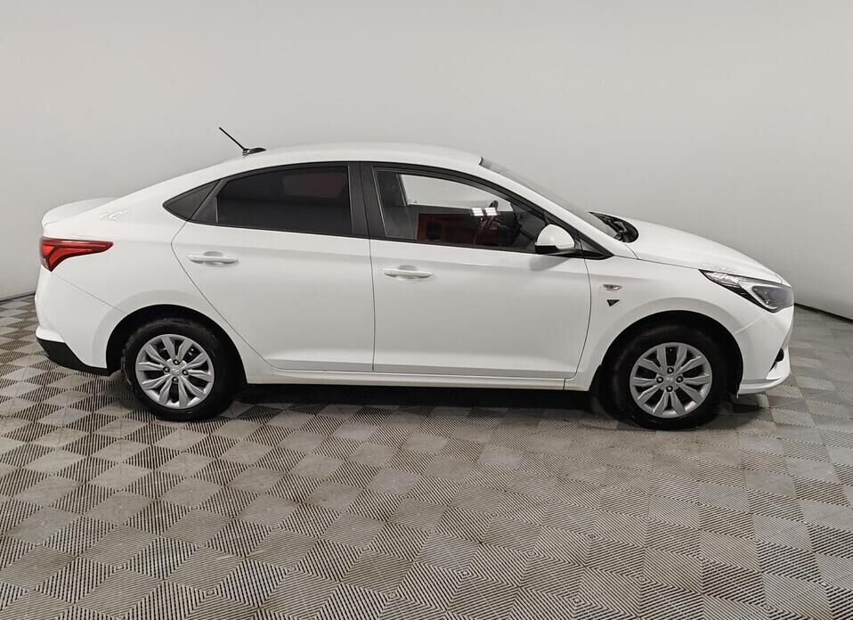 Hyundai Solaris 1.6 AT (123 л.с.)