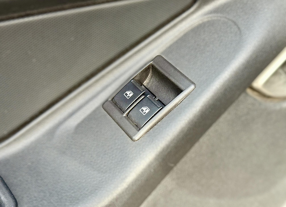 LADA (ВАЗ) Granta, I Рестайлинг 1.6 MT (87 л.с.)