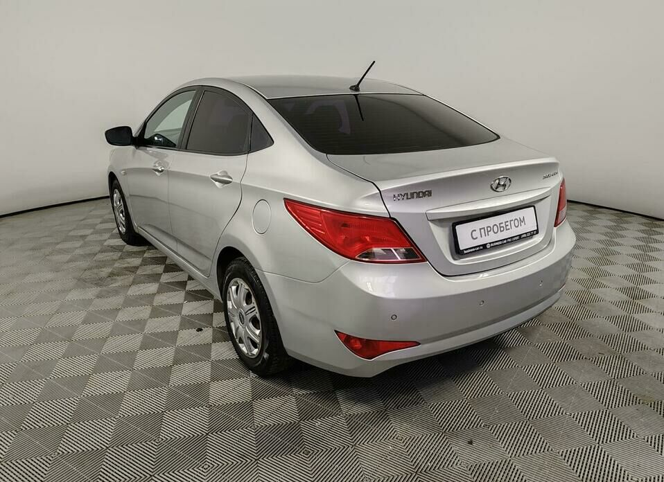 Hyundai Solaris 1.4 MT (107 л.с.)