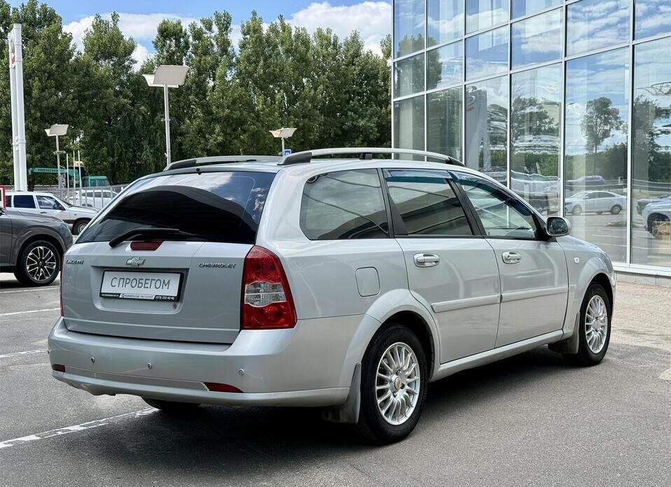 Chevrolet Lacetti, I 1.6 MT (109 л.с.)