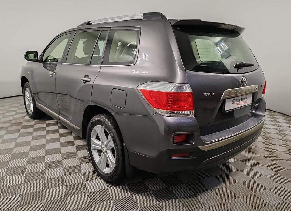 Toyota Highlander, II (XU40) Рестайлинг 3.5 AT (273 л.с.) 4WD