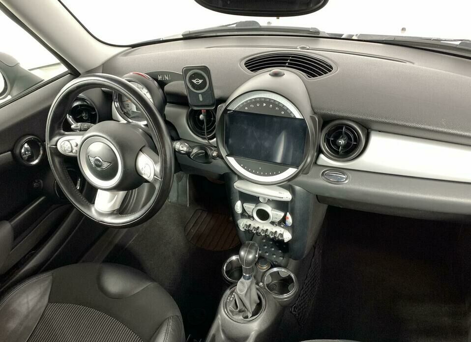 MINI Hatch Cooper 1.6 AT (120 л.с.)