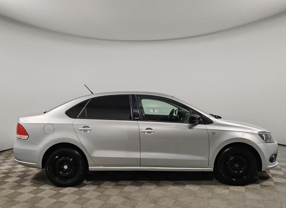 Volkswagen Polo, V 1.6 AT (105 л.с.)