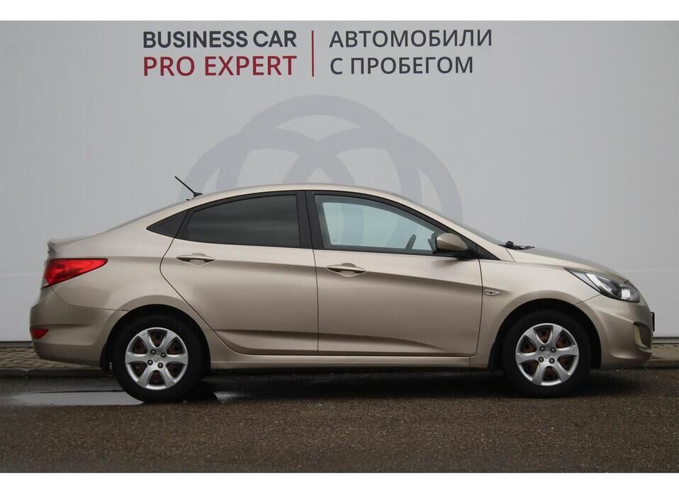 Hyundai Solaris, I 1.6 AT (123 л.с.)