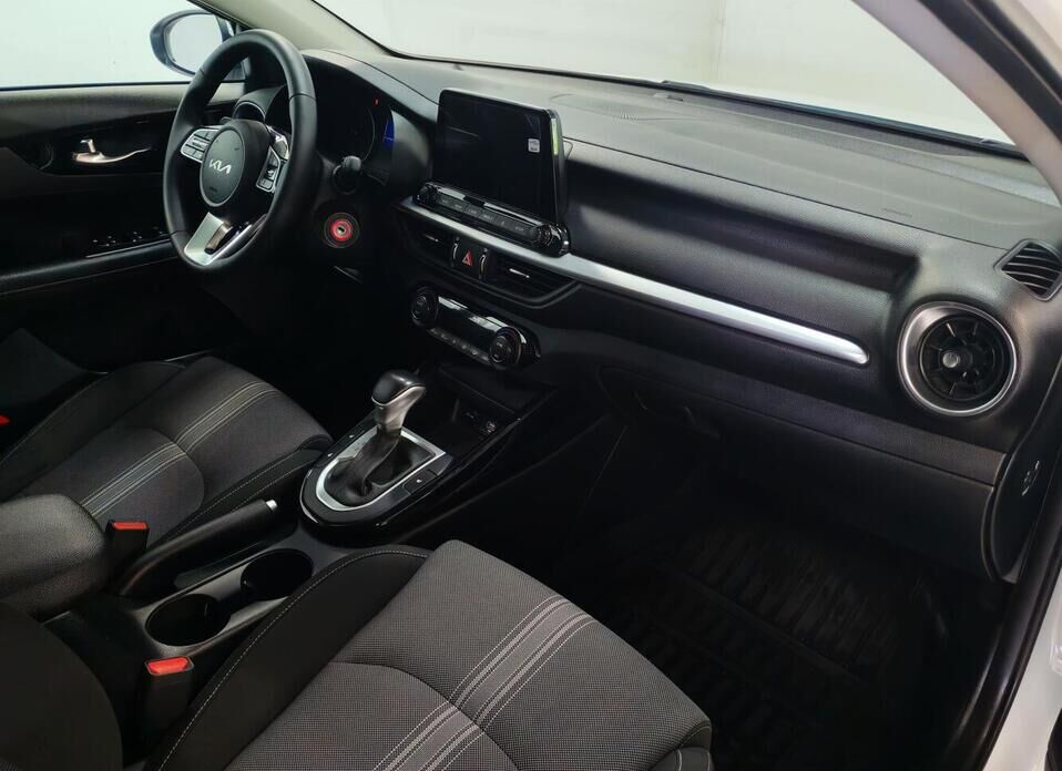 Kia Cerato, IV Рестайлинг 2.0 AT (150 л.с.)