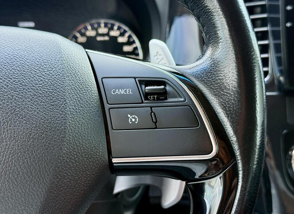Mitsubishi Outlander, III Рестайлинг 2 2.4 CVT (167 л.с.) 4WD