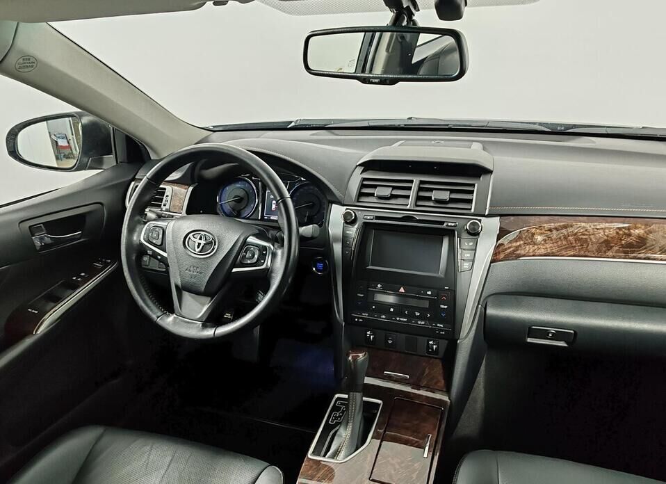 Toyota Camry, VII (XV50) Рестайлинг 2.5 AT (181 л.с.)
