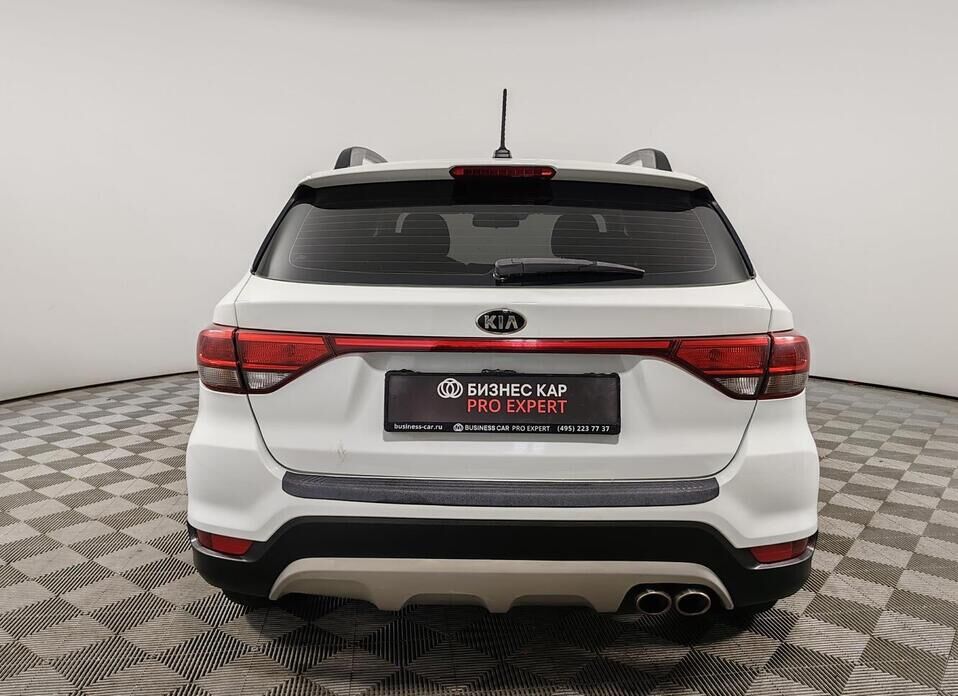 Kia Rio, IV X-Line 1.4 AT (100 л.с.)