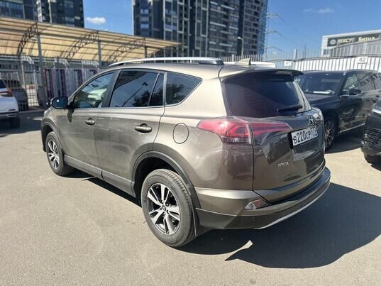 Toyota RAV4, 2017&nbsp;г., 171&nbsp;671&nbsp;км
