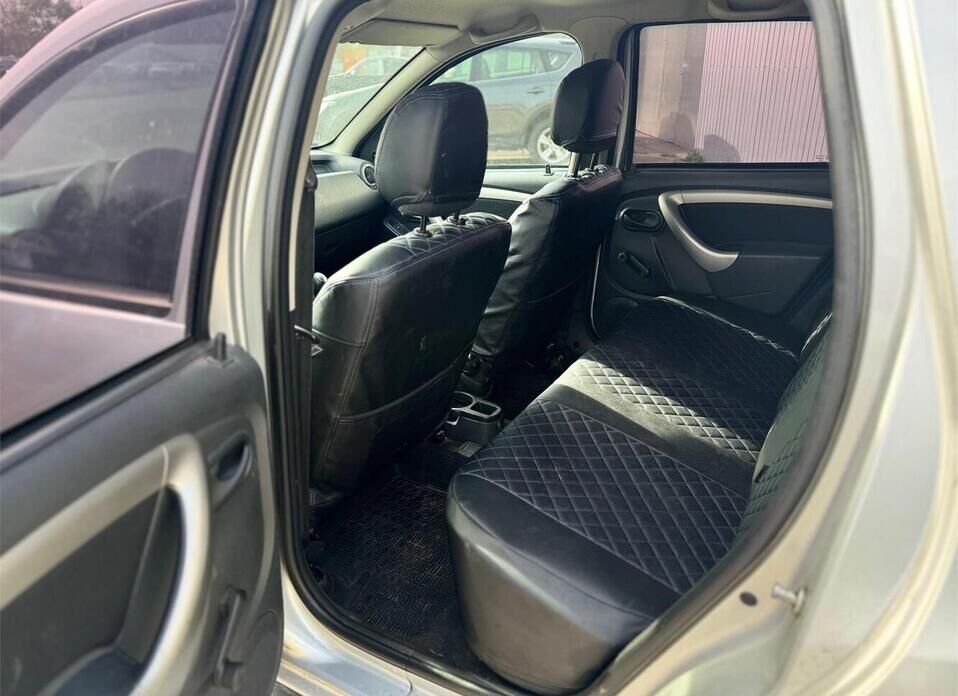 Renault Duster, I 1.6 MT (102 л.с.) 4WD