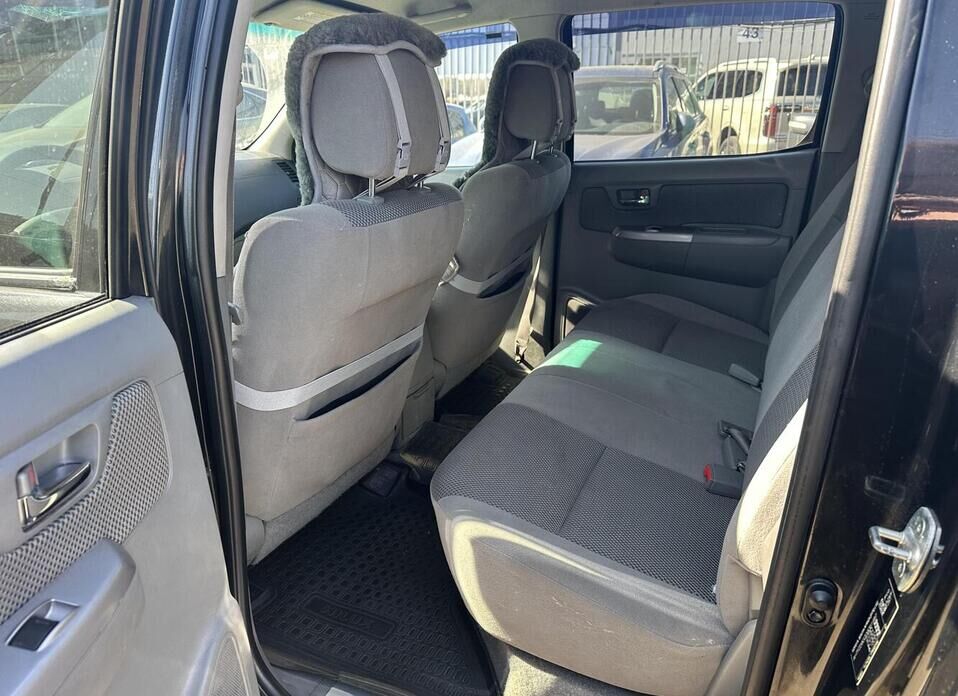Toyota Hilux, VII 3.0d AT (170 л.с.) 4WD