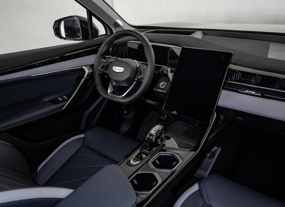 Geely Atlas, II 2.0 AT (200 л.с.) 4WD