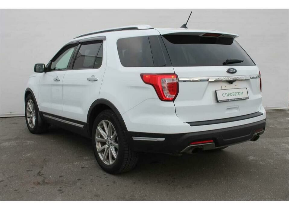 Ford Explorer 3.5 AT (249 л.с.) 4WD