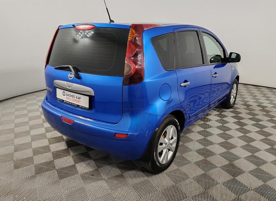 Nissan Note 1.6 AT (110 л.с.)