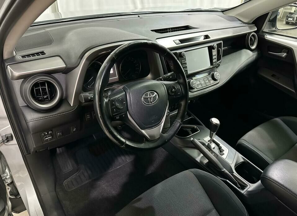 Toyota RAV4 2.0 CVT (146 л.с.) 4WD