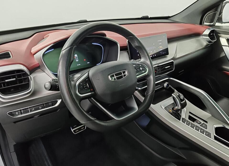 Geely Coolray, I 1.5 AMT (150 л.с.)