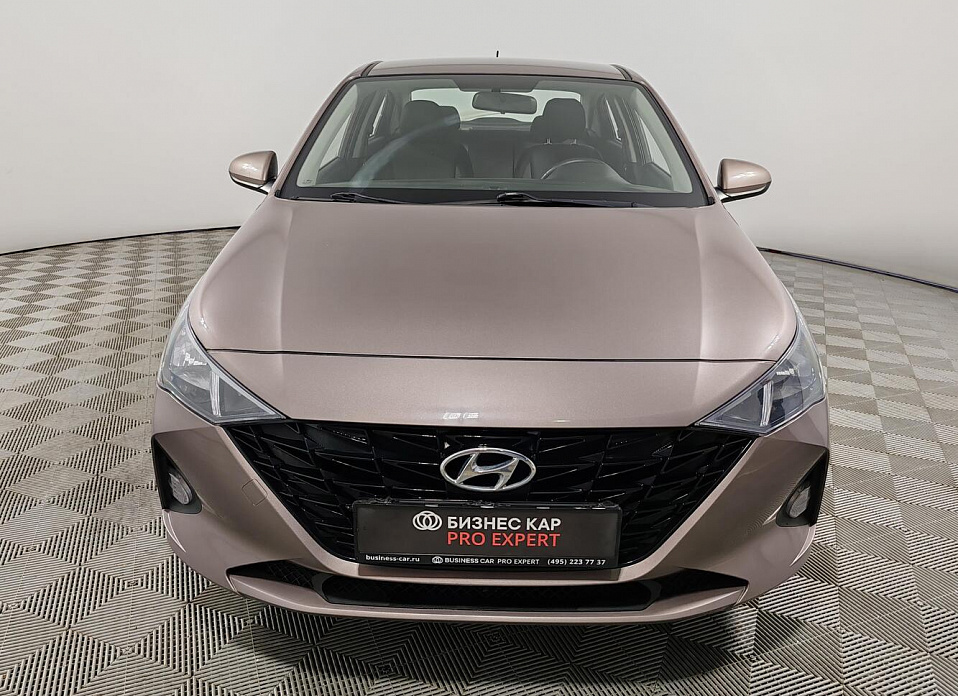 Hyundai Solaris, II Рестайлинг 1.6 MT (123 л.с.)