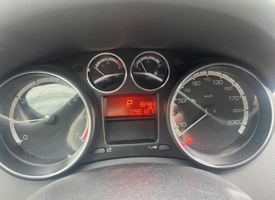 Peugeot 308, I Рестайлинг 1.6 AT (120 л.с.)