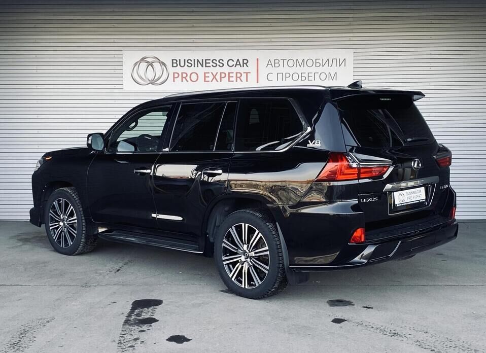 Lexus LX, III Рестайлинг 2 570 5.7 AT (367 л.с.) 4WD