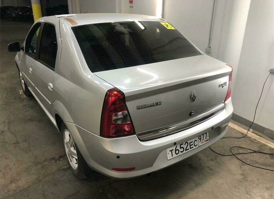 Renault Logan 1.6 MT (102 л.с.)