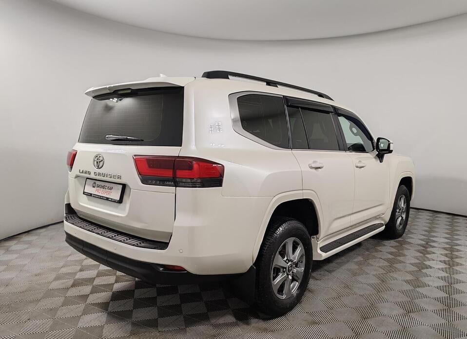 Toyota Land Cruiser, 300 Series 3.5 AT (415 л.с.) 4WD