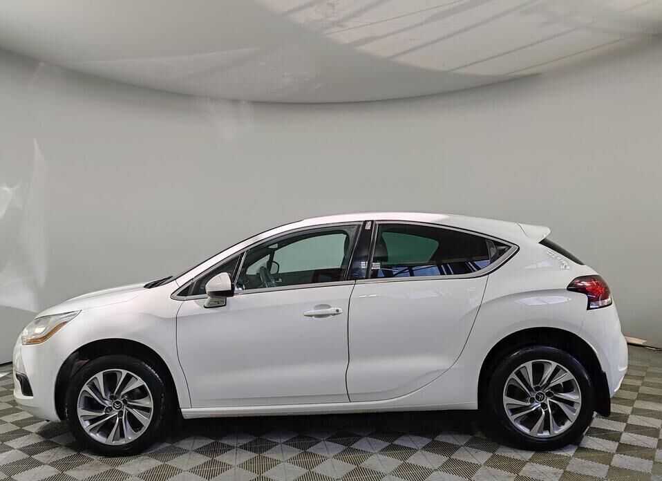 Citroen DS4 1.6 AT (150 л.с.)