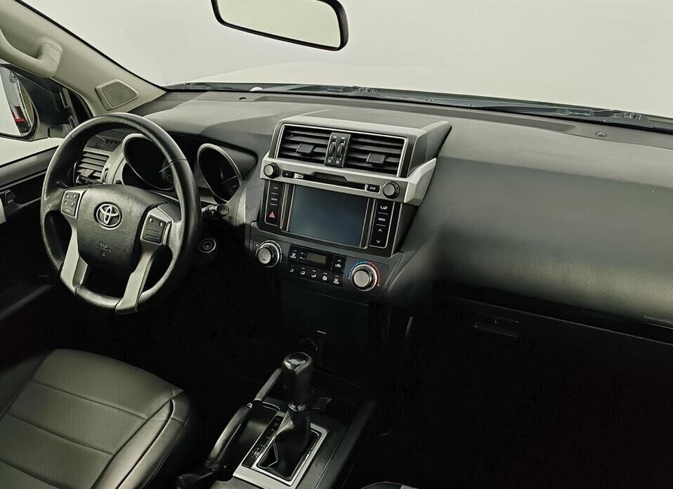 Toyota Land Cruiser Prado, 150 Series Рестайлинг 1 2.7 AT (163 л.с.) 4WD