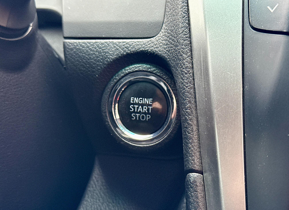 Toyota Camry, VII (XV50) Рестайлинг 2 2.5 AT (181 л.с.)