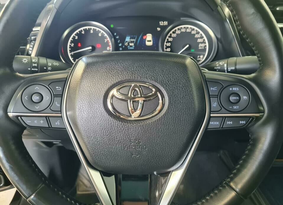 Toyota Camry 3.5 AT (249 л.с.)