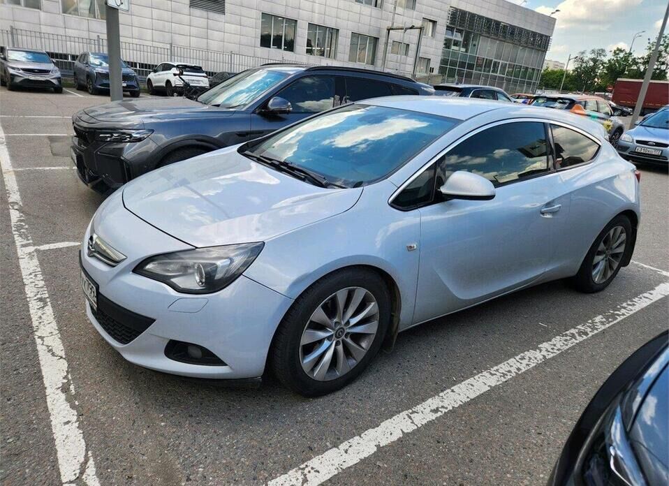 Opel Astra, J Рестайлинг GTC 1.6 MT (180 л.с.)