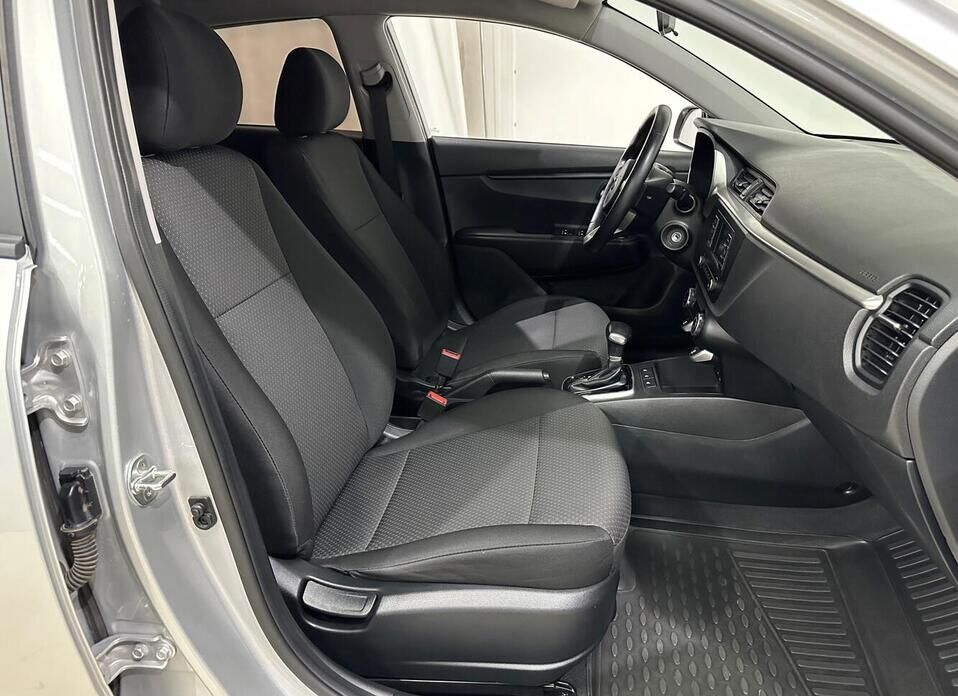Kia Rio, IV Рестайлинг X 1.6 AT (123 л.с.)
